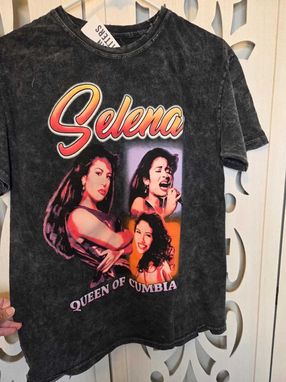 Selena Queen of Cumbia Urban Outfitters Tee Small Black Acid Wash Graphic